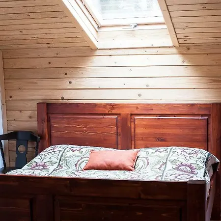 אכסניה Ujastraba *