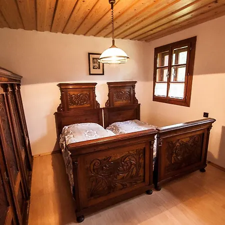 Lodge Ujastraba Vychodna