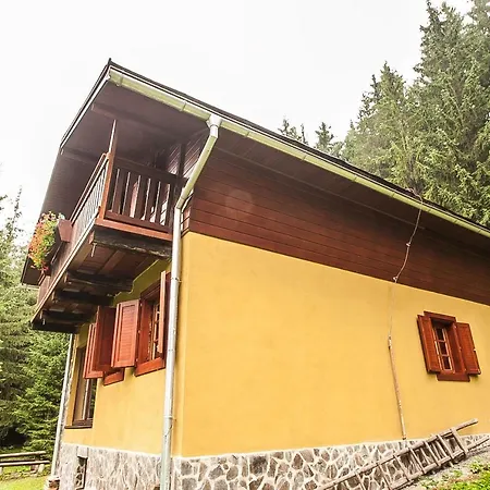 Ujastraba Lodge
